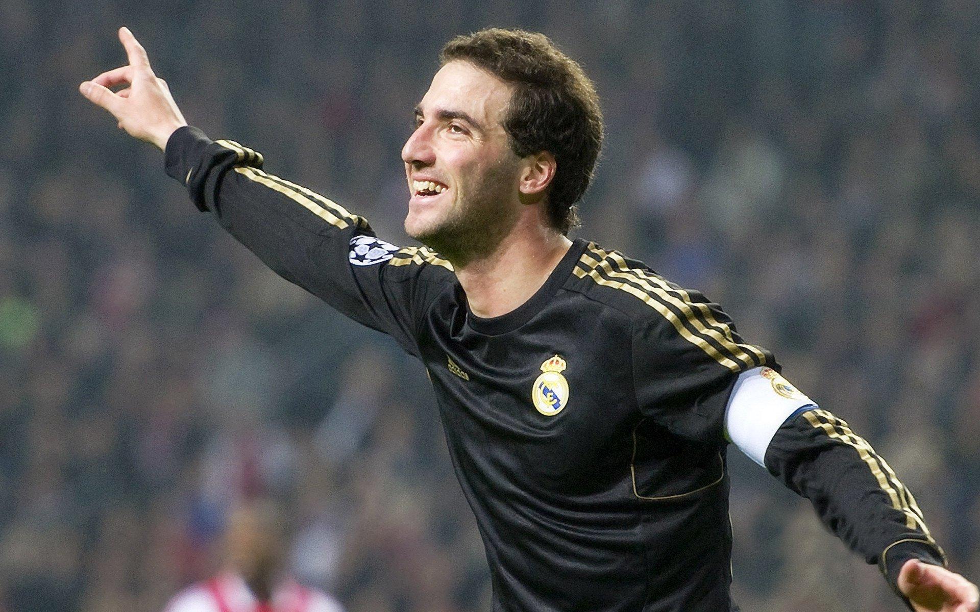 马洛塔谈合作过的最佳球员，金球奖常青睐前锋，但基耶利尼是真正的防守巨星